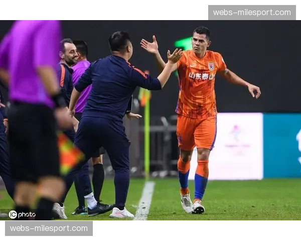 “租借公告:U21国脚后卫从山东泰山租借加盟青岛海牛” “租借公告:U21国脚后卫从山东泰山租借加盟青岛海牛”